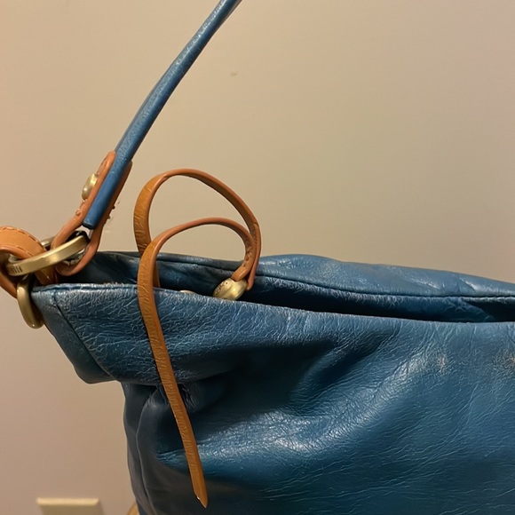 Hobo Slouchy Handbag/Purse - Picture 3 of 8